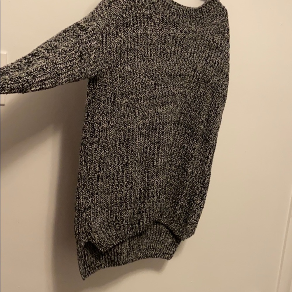 Sweater - Picture 2 of 2